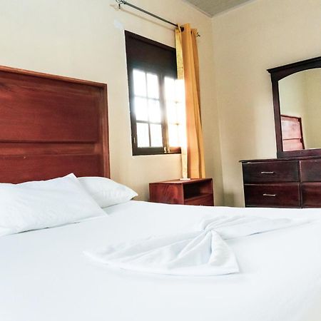 Hostal Eden โมโยกัลปา ภายนอก รูปภาพ