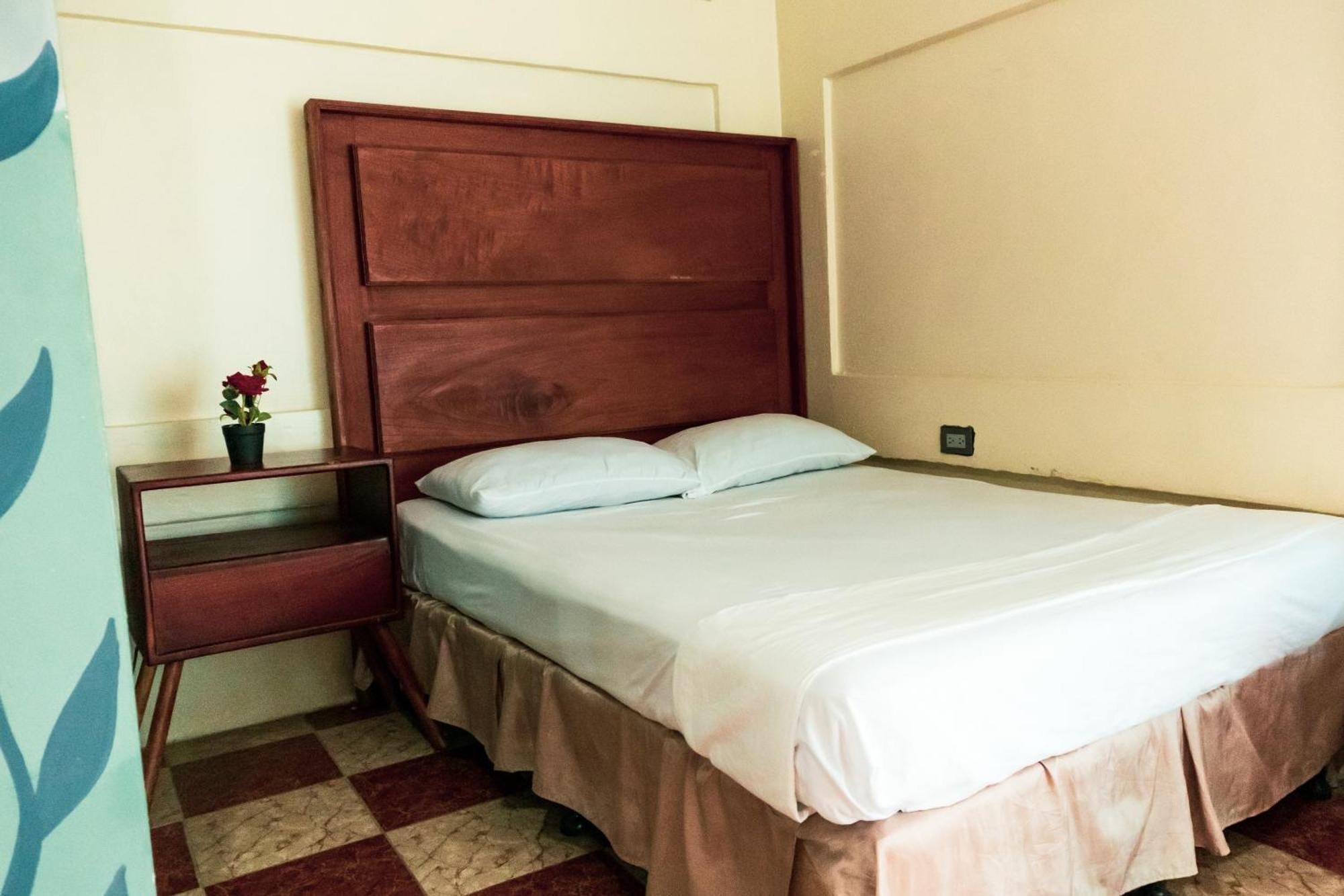 Hostal Eden โมโยกัลปา ภายนอก รูปภาพ