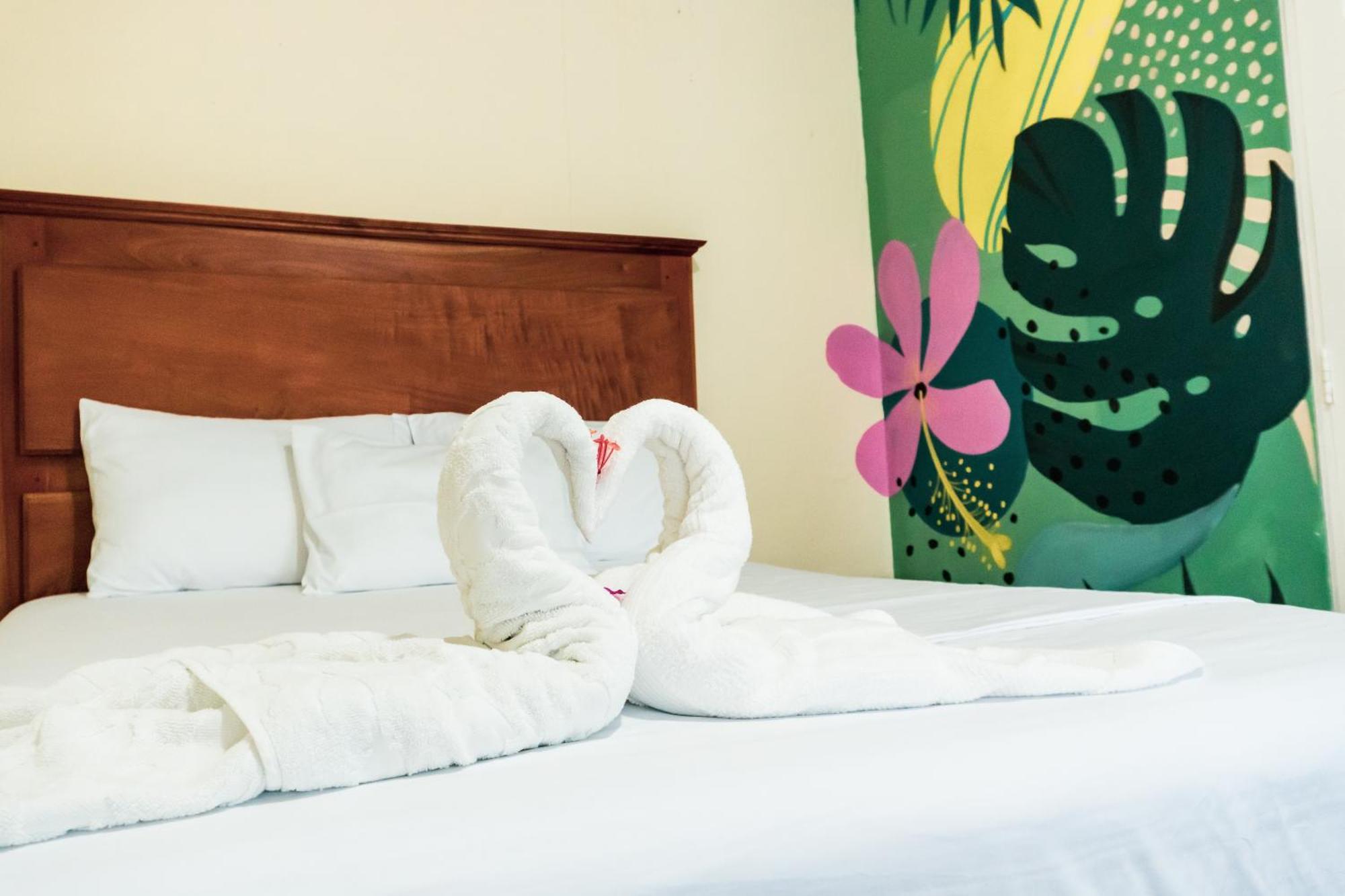 Hostal Eden โมโยกัลปา ภายนอก รูปภาพ