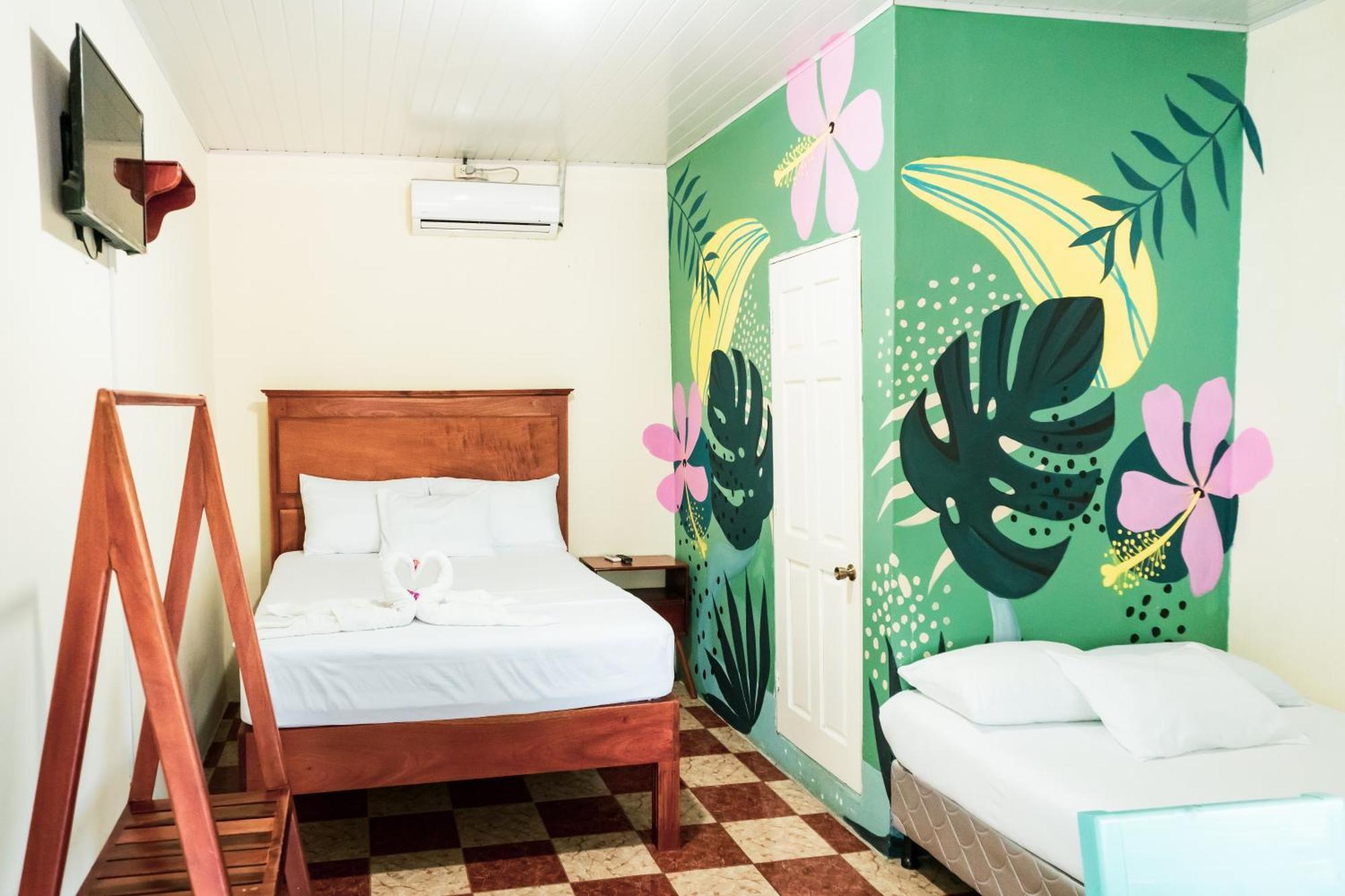 Hostal Eden โมโยกัลปา ภายนอก รูปภาพ