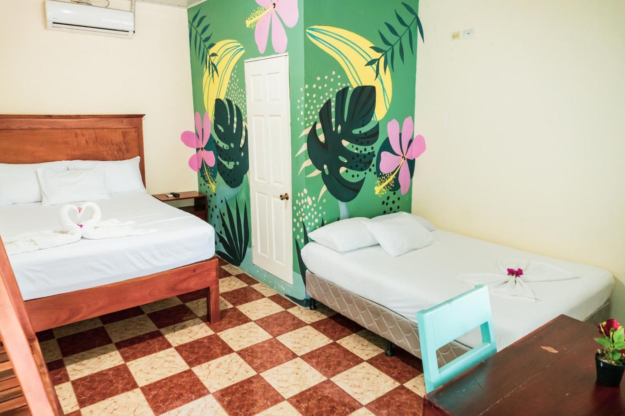 Hostal Eden โมโยกัลปา ภายนอก รูปภาพ