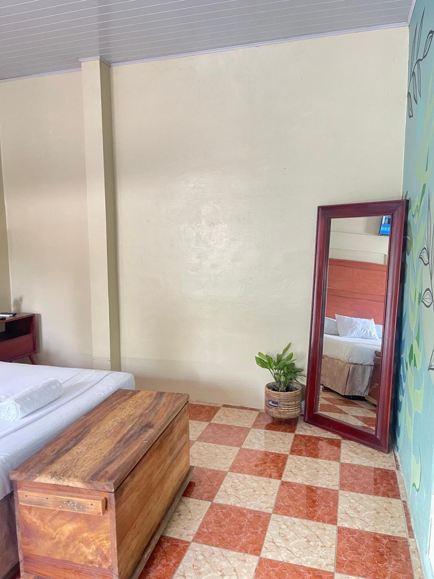 Hostal Eden โมโยกัลปา ภายนอก รูปภาพ